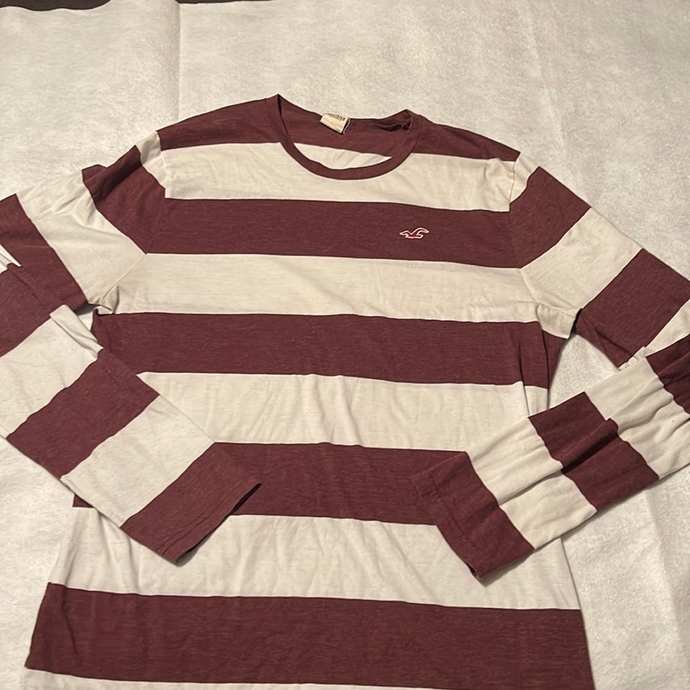 Hollister long sleeve size large maroon and white